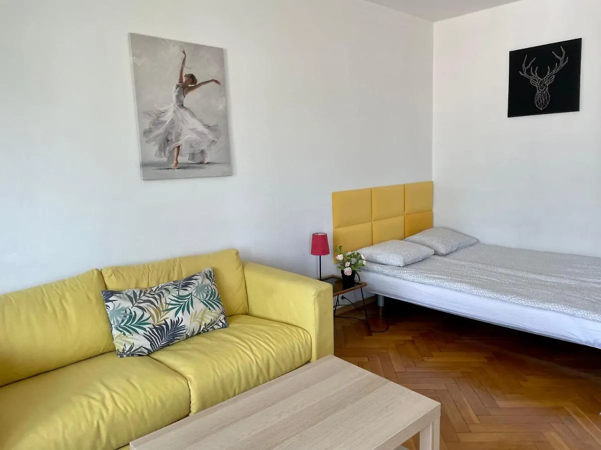 Centrum Zlota 81 Warsaw